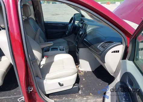 2012 Chrysler Town & Country Touring from USA, damaged, VIN 2C4RC1BG0CR187331